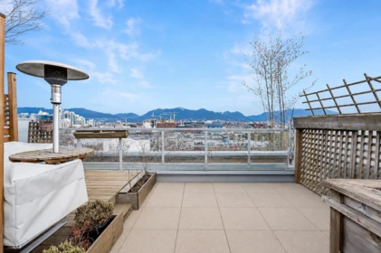 708 384 E 1st Avenue, Vancouver, BC, Vancouver — Apartment/Condo for sale