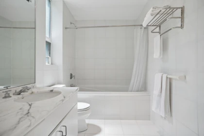 Guest Bathroom Photo of 100 1550 W 15th Avenue, Vancouver, BC