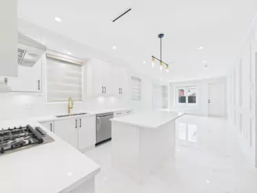 Kitchen Island Photo of 11306 Williams Road, Richmond, BC