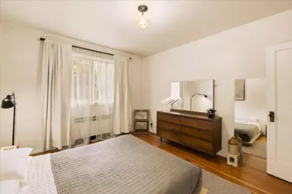 Basement Recreation Room Photo of 6 985 Jervis Street, Vancouver, BC