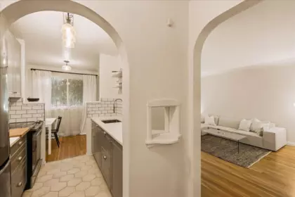 6 985 Jervis Street, Vancouver, BC, Vancouver — Apartment/Condo for sale