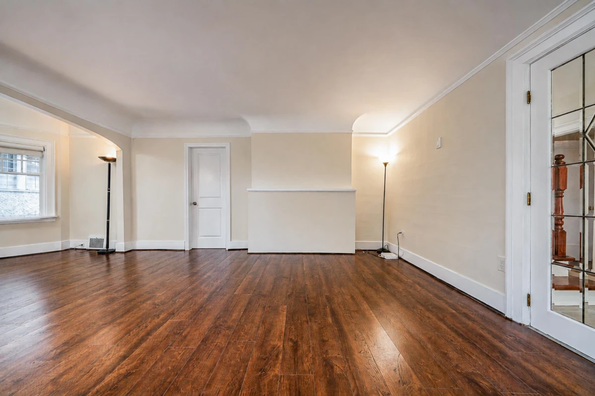 Dining Area Photo of 1225 W 26th Avenue, Vancouver, BC