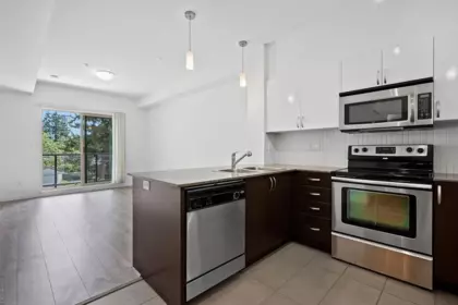 328 13789 107a Avenue, Surrey, BC, Surrey — Apartment/Condo for sale
