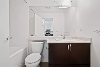 Guest Bathroom Photo of 328 13789 107a Avenue, Surrey, BC