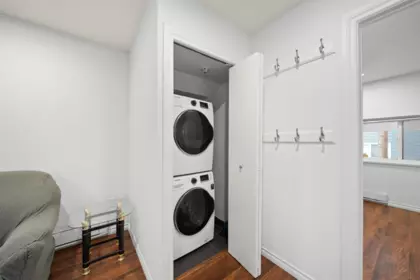 Guest Bathroom Photo of 19489 115a Avenue, Pitt Meadows, BC