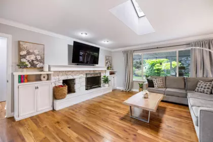 21678 Mountainview Crescent, Maple Ridge, BC, Maple Ridge — Single Family Residence for sale