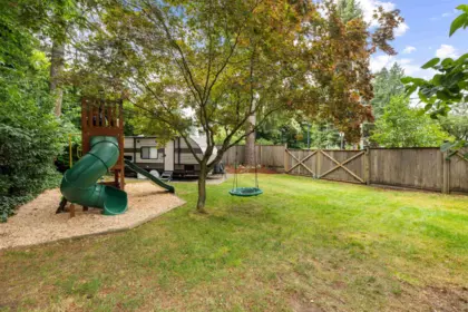Garden / Landscaping Photo of 21678 Mountainview Crescent, Maple Ridge, BC