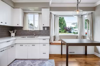 Primary Bathroom Photo of 21678 Mountainview Crescent, Maple Ridge, BC