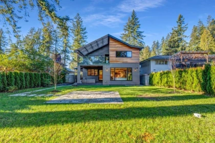 Backyard Photo of 4470 Capilano Road, North Vancouver, BC