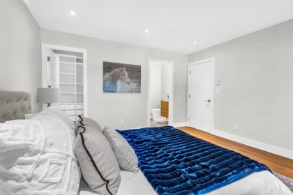 Basement Recreation Room Photo of 4470 Capilano Road, North Vancouver, BC