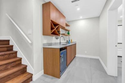 Entry Foyer Photo of 4470 Capilano Road, North Vancouver, BC