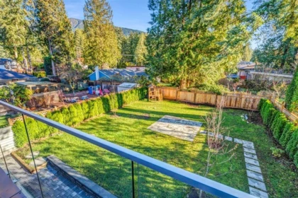 Swimming Pool Photo of 4470 Capilano Road, North Vancouver, BC