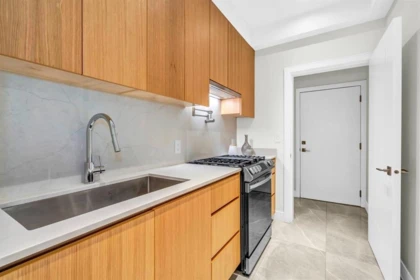 Walk-In Closet Photo of 4470 Capilano Road, North Vancouver, BC