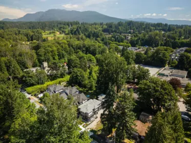 Garden / Landscaping Photo of 844 St. Denis Avenue, North Vancouver, BC