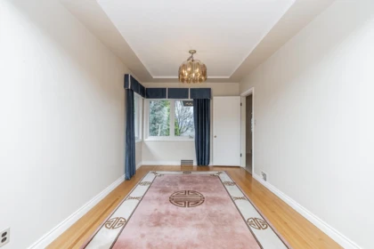 Breakfast Nook Photo of 4457 Burke Street, Burnaby, BC