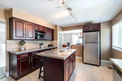 Kitchen Photo of 10867 64a Avenue, Delta, BC
