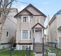 12625 Hampton Court, Surrey, BC