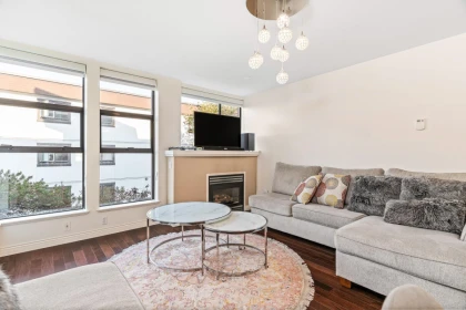 411 345 Lonsdale Avenue, North Vancouver, BC, North Vancouver — Apartment/Condo for sale