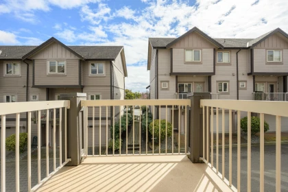 15 19219 67 Avenue, Surrey, BC, Surrey — Townhouse for sale