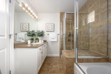 Mudroom Photo of 15 19219 67 Avenue, Surrey, BC