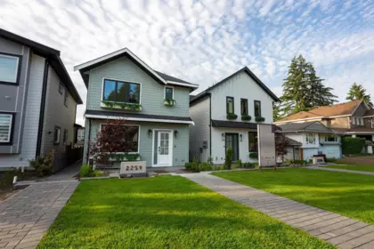 101 2255 Lobb Avenue, Port Coquitlam, BC, Port Coquitlam — Half Duplex for sale