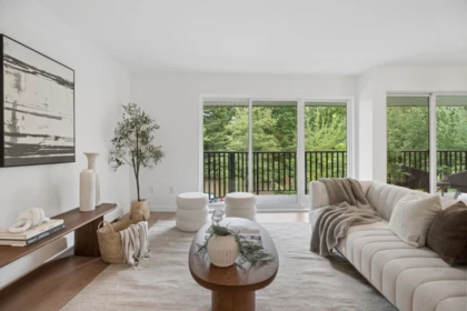 305 1945 Woodway Place, Burnaby, BC, Burnaby — Apartment/Condo for sale