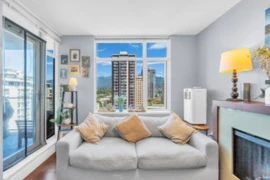 1301 158 W 13 Street, North Vancouver, BC