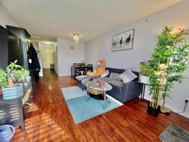 607 3455 Ascot Place, Vancouver, BC, Vancouver — Apartment/Condo for sale