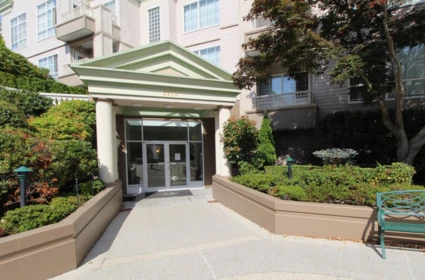 303 8975 Jones Road, Richmond, BC, Richmond — Apartment/Condo for sale