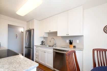 Loft / Bonus Room Photo of 503 1730 Duchess Avenue, West Vancouver, BC