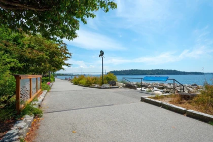 Swimming Pool Photo of 503 1730 Duchess Avenue, West Vancouver, BC