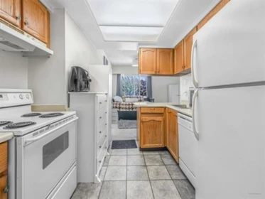 304 13530 Hilton Road, Surrey, BC, Surrey — Apartment/Condo for sale
