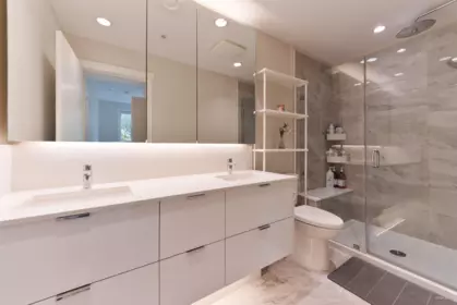 Primary Bathroom Photo of 112 9233 Odlin Road, Richmond, BC