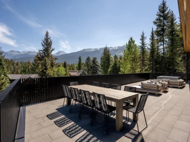 Kitchen Island Photo of 3452 Blueberry Drive, Whistler, BC
