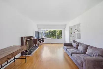 Kitchen Photo of 4656 Brentlawn Drive, Burnaby, BC