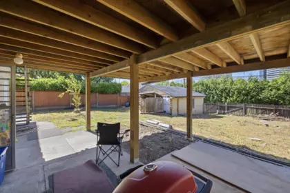 Swimming Pool Photo of 4656 Brentlawn Drive, Burnaby, BC