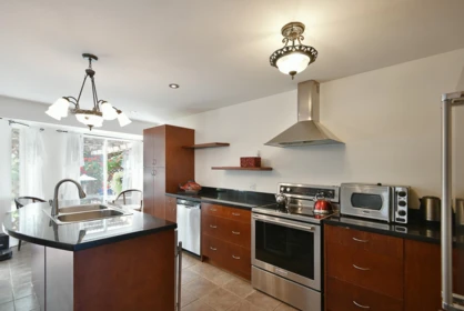5875 Turnstone Crescent, Sechelt, BC, Sechelt — Single Family Residence for sale