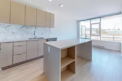 503 530 N Whiting Way, Coquitlam, BC, Coquitlam — Apartment/Condo for sale