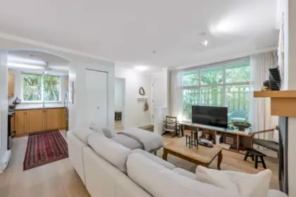 Breakfast Nook Photo of 2 1071 Lynn Valley Road, North Vancouver, BC