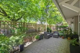 2 1071 Lynn Valley Road, North Vancouver, BC