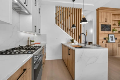 2 3271 E Georgia Street, Vancouver, BC, Vancouver — Half Duplex for sale