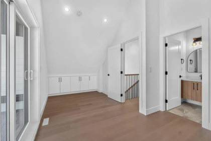 Staircase Photo of 2 3271 E Georgia Street, Vancouver, BC