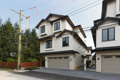 Backyard Photo of 4 3874 Winlake Crescent, Burnaby, BC