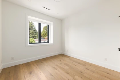 Basement Recreation Room Photo of 4 3874 Winlake Crescent, Burnaby, BC