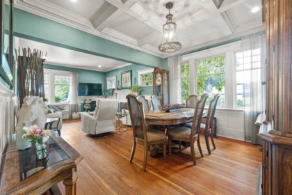 Breakfast Nook Photo of 45873 Reece Avenue, Chilliwack, BC