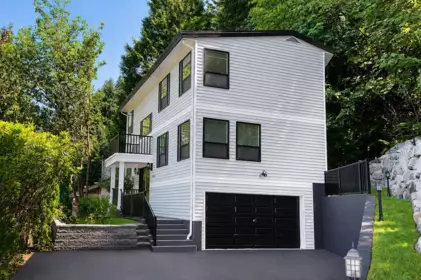 5530 Greenleaf Road, West Vancouver, BC, West Vancouver — Single Family Residence for sale