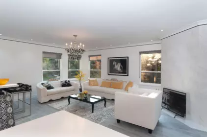 Living Room Photo of 5530 Greenleaf Road, West Vancouver, BC