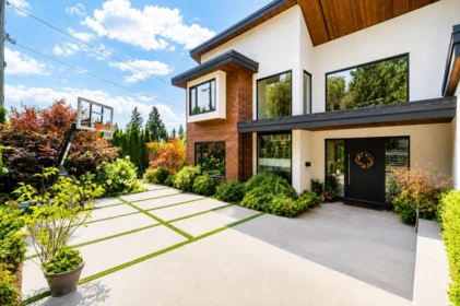 955 Forest Hills Drive, North Vancouver, BC, North Vancouver — Single Family Residence for sale