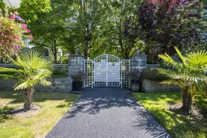 Swimming Pool Photo of 205 7660 Minoru Boulevard, Richmond, BC