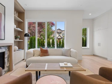Family Room Photo of 2 3058 W 34th Avenue, Vancouver, BC
